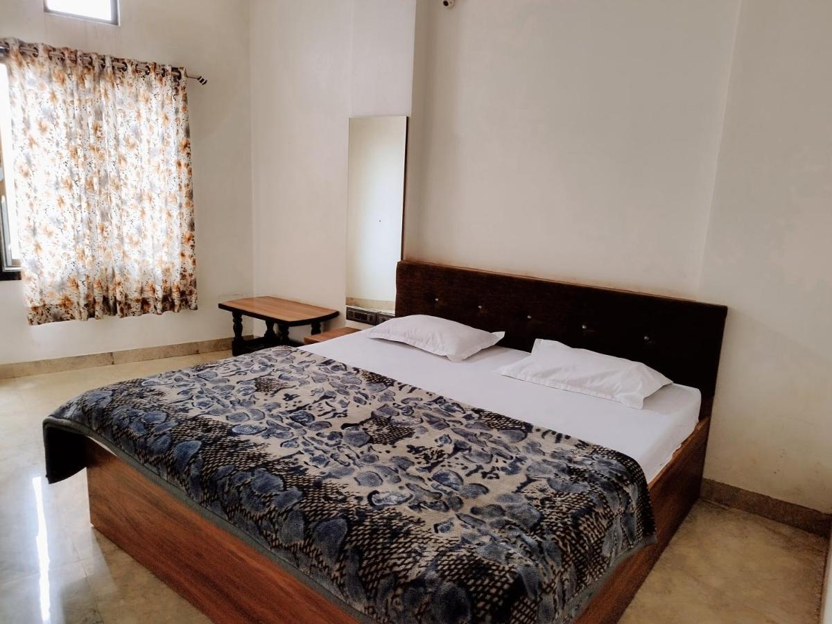 Hotel Guru Kripa - 500Mtr From Shreenathji Temple Nāthdwāra 外观 照片