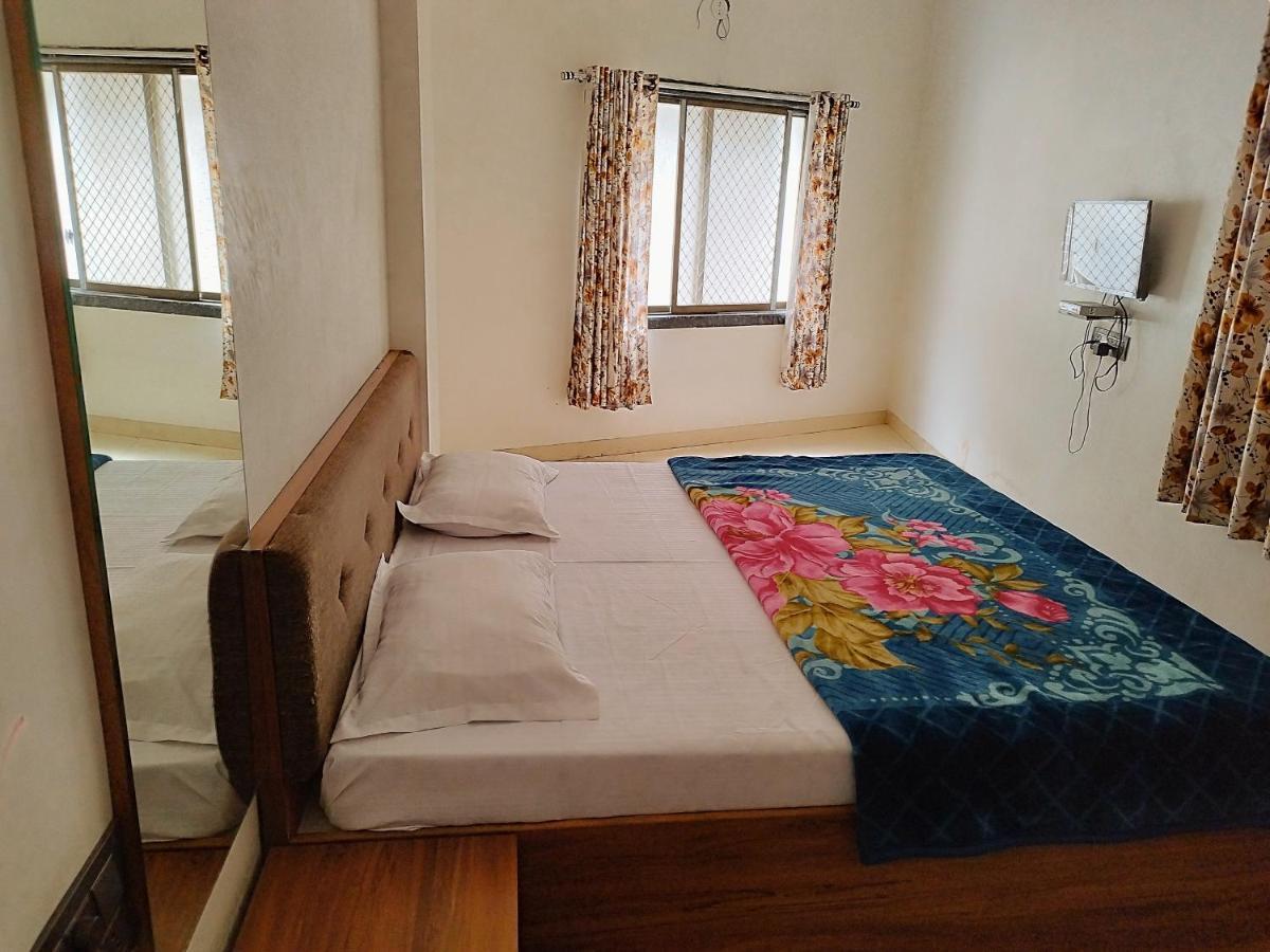 Hotel Guru Kripa - 500Mtr From Shreenathji Temple Nāthdwāra 外观 照片