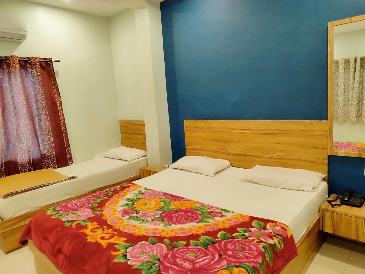 Hotel Guru Kripa - 500Mtr From Shreenathji Temple Nāthdwāra 外观 照片