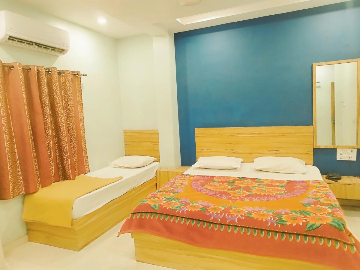 Hotel Guru Kripa - 500Mtr From Shreenathji Temple Nāthdwāra 外观 照片