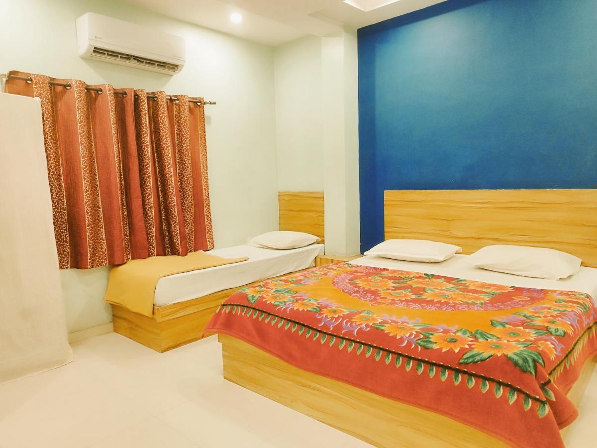 Hotel Guru Kripa - 500Mtr From Shreenathji Temple Nāthdwāra 外观 照片